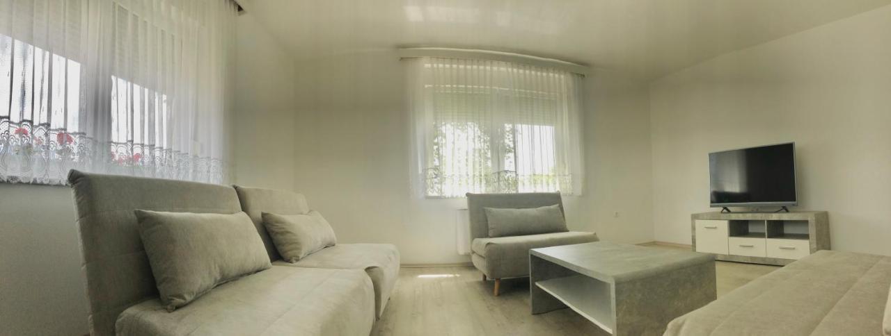 Apartments Andrej - OПтуй Екстериор снимка